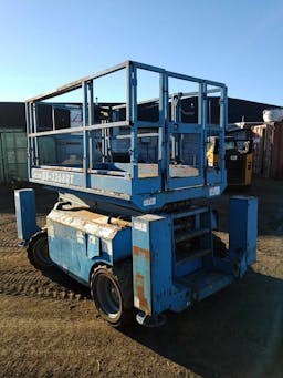 2008 Genie GS-3268RT Scissor Lift with Outriggers