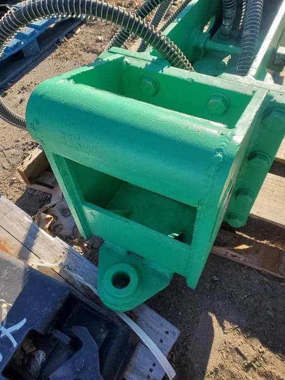 Hydraulic Breaker Excavator Attachment - 2018 Okada ORV1000 (S/N: 72V1300)