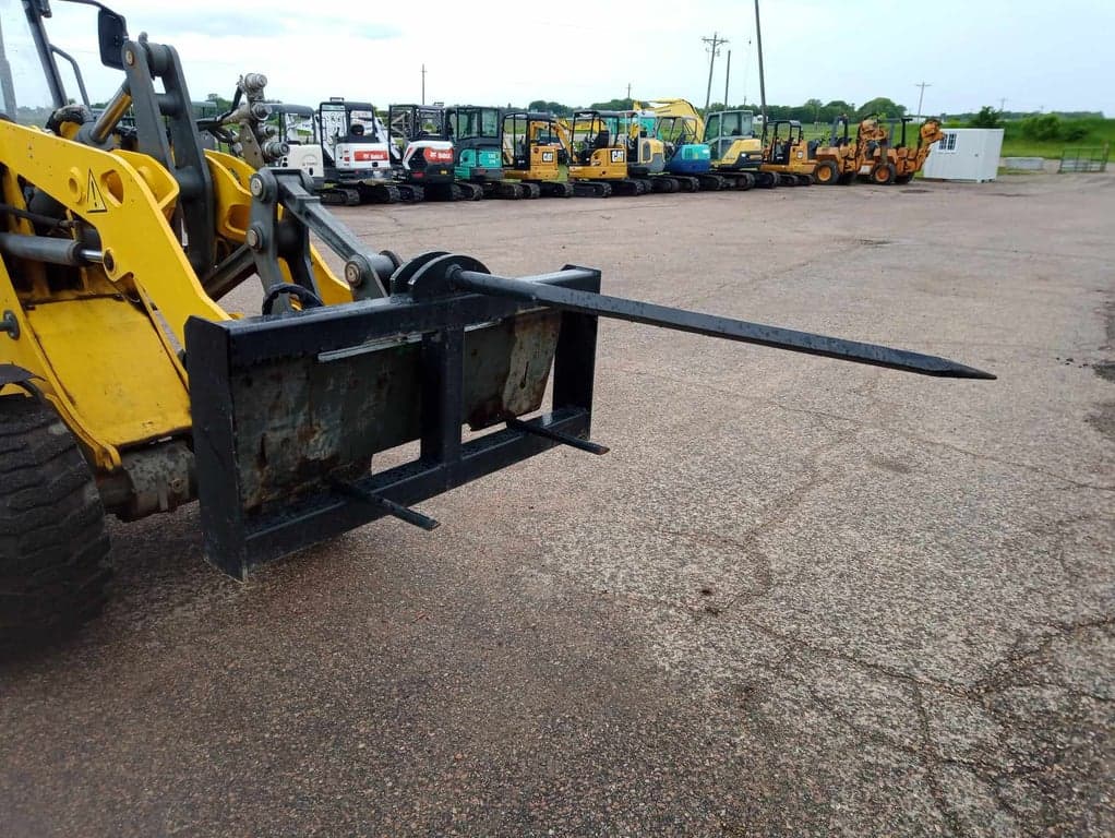 Skid Attachment - Hay Spear - *NEW*