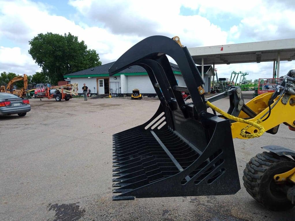 Skid Attachment - 72" Skeleton Grapple - *NEW*