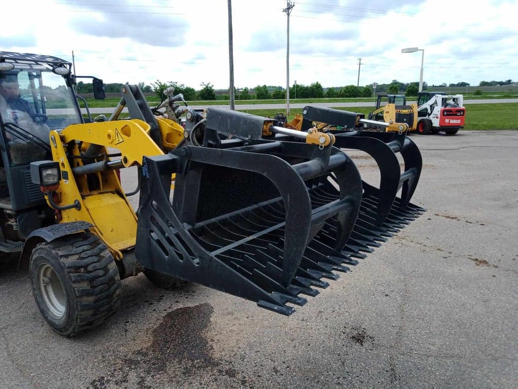 Skid Attachment - 72" Skeleton Grapple - *NEW*