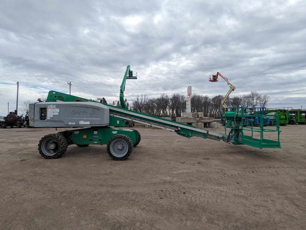 Telescopic Boom Lift - 2015 Genie S-60X Diesel 60'