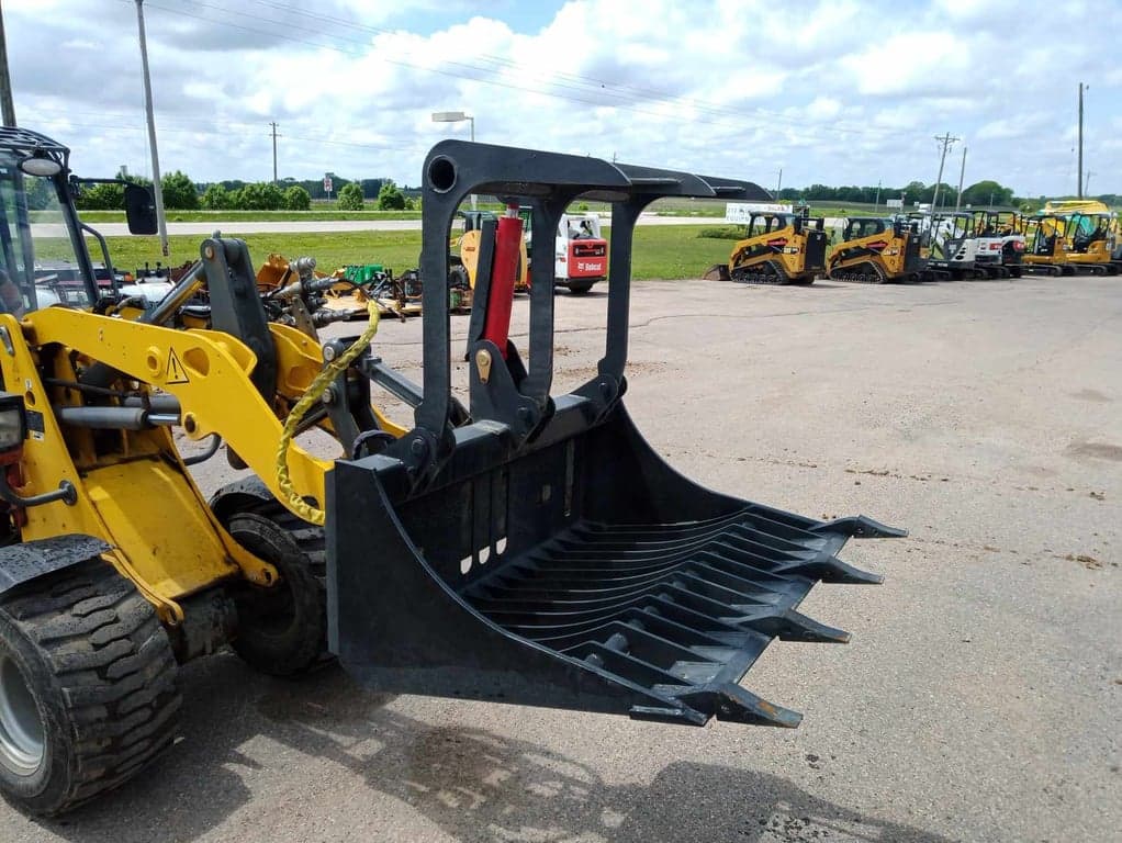 Skid Attachment - 48" HD Rock Grapple w/ Teeth - *NEW*