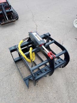 Mini Skid Attachment - 36" Root Grapple - *NEW* Mini Skid Attachment - 36" Root Grapple - *NEW*