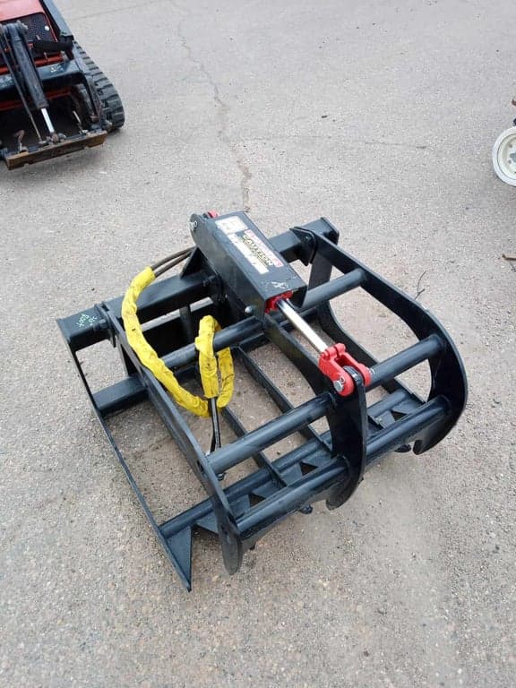 Mini Skid Attachment - 36" Root Grapple - *NEW*