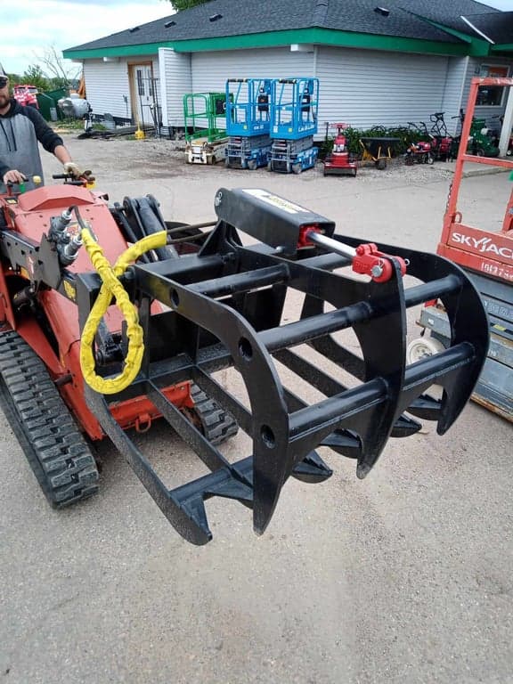 Mini Skid Attachment - 36" Root Grapple - *NEW*