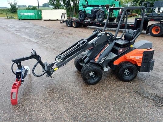 Compact Wheel-Loader - 2024 CAST Genesis 25