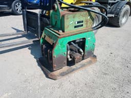 OKADA OAC200 23" Vibratory Plate Compactor OKADA OAC200 23" Vibratory Plate Compactor