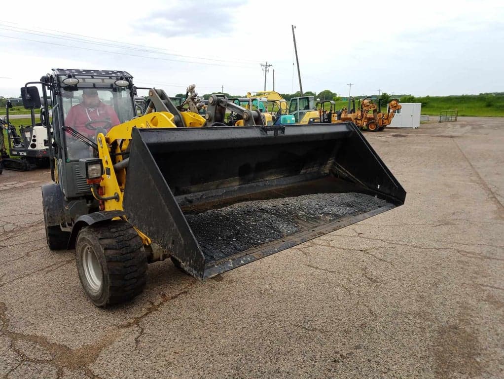 Skid Attachment - 80" Low Profile Bucket - *NEW*