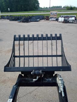 Mini Skid Attachment - 42" Skeleton Bucket - *NEW* Mini Skid Attachment - 42" Skeleton Bucket - *NEW*