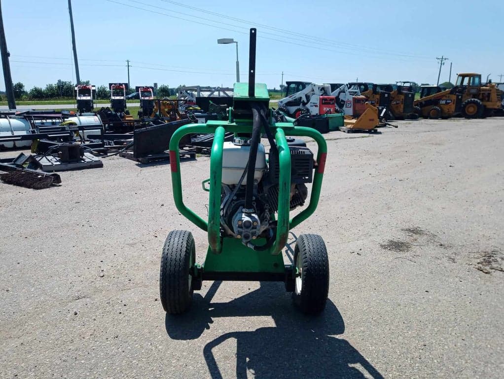 Towable Hydraulic Earth Drill - 2014 Little Beaver