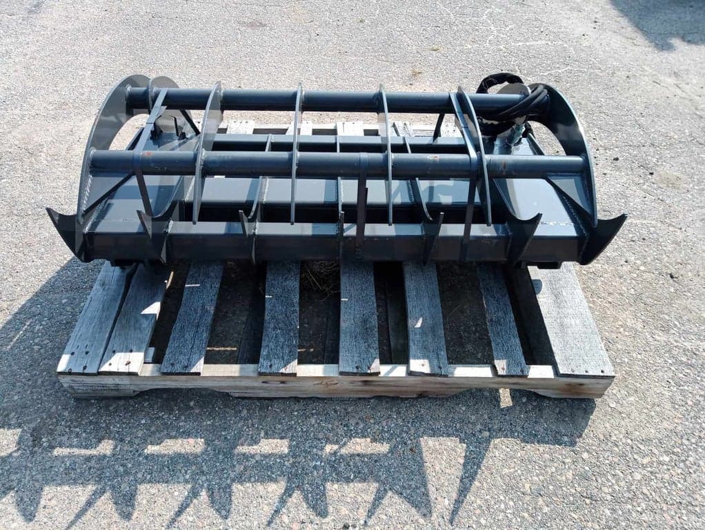 Mini Skid Attachment - CID 44" Grapple Rake