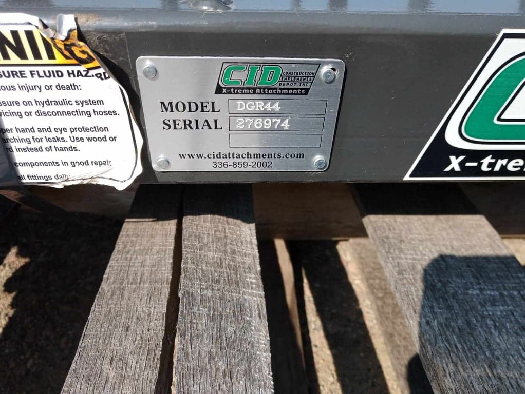 Mini Skid Attachment - CID 44" Grapple Rake