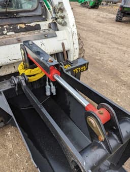 Skid Attachment - Spade Grapple - *NEW* Skid Attachment - Spade Grapple - *NEW*