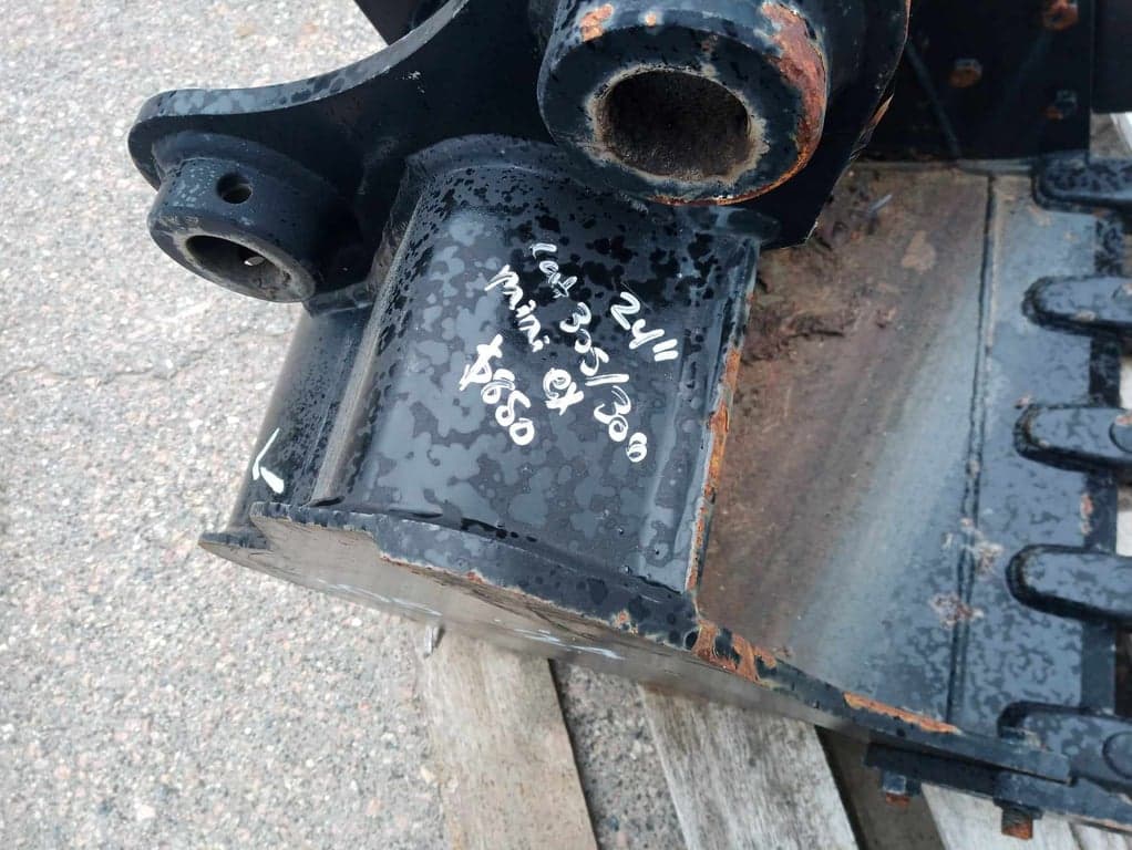 Mini Excavator Attachment-24" CAT 305/306
