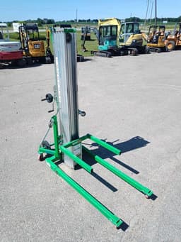 Material Hoist - 2019 Genie SLC 24 Material Hoist - 2019 Genie SLC 24